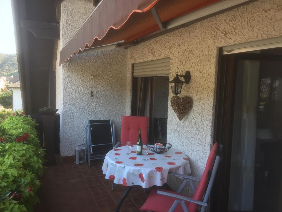 Ferienwohnung Unter Dem Schild Oberfell Exterior foto